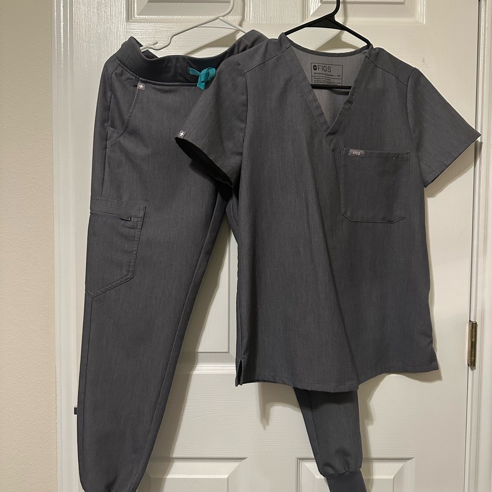 FIGS Scrubs